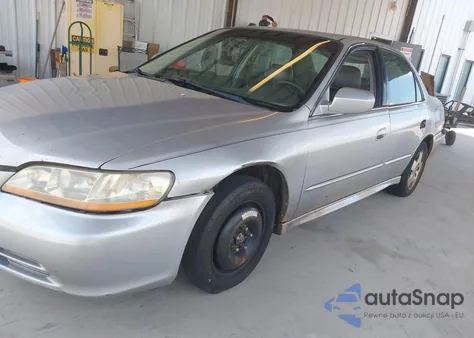 2002 Honda Accord 3.0 Ex z USA, uszkodzony, nr VIN 1HGCG16512A066153